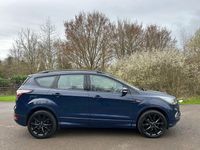 Usado Ford Kuga ST-Line X 150 HP (110 kW) 2018 Azul SUV