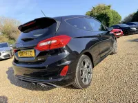 Begagnad Ford Fiesta ST-Line 2021 Svart Halvkombi