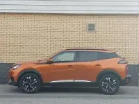 Used Peugeot e-2008 Allure Premium 100 kW (136 HP) 2021 Orange SUV
