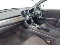 Used Honda Civic SR 2021 White Hatchback