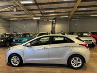 Used Hyundai i30 SE 110 HP (80 kW) 2015 Silver Hatchback