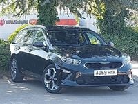Usado Kia Ceed 138 HP (101 kW) 2020 Preto Citadino