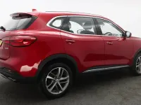 Used MG HS Excite 162 HP (119 kW) 2023 Red SUV