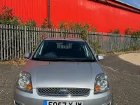 Used Ford Fiesta Zetec 75 HP (55 kW) 2007 Silver Hatchback