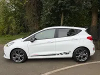Begagnad Ford Fiesta ST-Line 2019 Vit Halvkombi