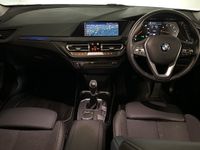 Used BMW 118 Sport Line 138 HP (101 kW) 2020 Blue Hatchback
