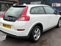 Used Volvo C30 145 HP (106 kW) 2011 White Hatchback