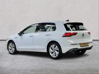 Second-hand VW Golf VIII Style 150 CP (110 kW) 2021 Alb Hatchback