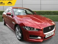 Used Jaguar XE R-Sport 180 HP (132 kW) 2015 Red Sedan