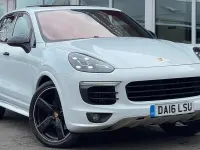 Used Porsche Cayenne 262 HP (192 kW) 2016 White SUV