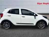 Used Kia Picanto X-Line 67 HP (49 kW) 2023 White Hatchback