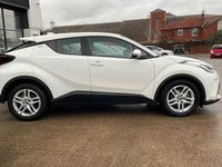 Used Toyota C-HR 122 HP (89 kW) 2023 SUV