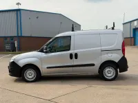 Usado Vauxhall Combo 2014 Plateado Monovolumen
