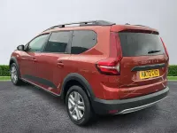 Begagnad Dacia Jogger Comfort 110 HK (80 kW) 2022 Brun Minibuss