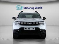 Used Dacia Duster Essentiel 90 HP (66 kW) 2023 White SUV