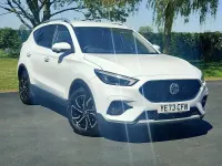 Używany MG ZS Exclusive 111 KM (81 kW) 2023 Biały SUV