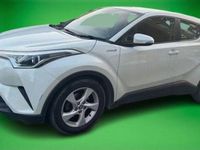 Used Toyota C-HR 122 HP (89 kW) 2019 White SUV