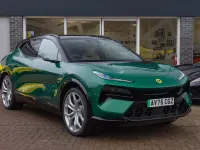 Used Lotus Eletre 450 kW (612 HP) 2025 Green SUV