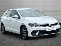 Used VW Polo Life 95 HP (69 kW) 2023 Pure white Hatchback