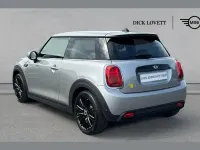 Begagnad Mini Cooper S Level 2 135 kW (184 HK) 2023 Silver Halvkombi