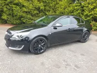 Used Vauxhall Insignia SRi 170 HP (125 kW) 2016 Black Hatchback