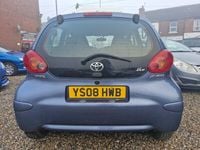 Used Toyota Aygo 67 HP (49 kW) 2008 Blue Hatchback