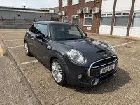 Usado Mini Cooper S Hatch 170 HP (125 kW) 2015 Cinzento Citadino