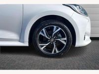 Used Toyota Yaris Hybrid Design 116 HP (85 kW) 2024 White Hatchback