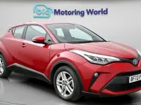 Second-hand Toyota C-HR 122 CP (89 kW) 2023 SUV