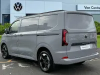 Begagnad VW Transporter Pro 148 HK (108 kW) 2025 Grå Van