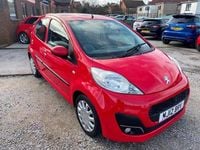Used Peugeot 107 Active 68 HP (50 kW) 2012 Red Hatchback