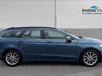 Usado Ford Mondeo Zetec 187 HP (137 kW) 2022 Azul Carrinha