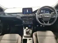 Used Ford Focus ST-Line 125 HP (91 kW) 2020 White Hatchback
