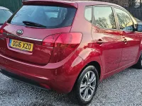 Used Kia Venga 125 HP (91 kW) 2016 Red Hatchback