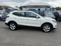 Used Nissan Qashqai Acenta Premium 2020 White SUV