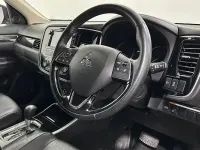 Used Mitsubishi Outlander 150 HP (110 kW) 2018 Red SUV