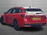 New VW Passat Black Edition 268 HP (197 kW) 2026 Chilli red with black roof Estate