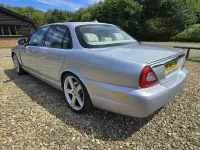Used Jaguar XJ 207 HP (152 kW) 2008 Silver Sedan