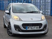 Begagnad Peugeot 107 Active 68 HK (50 kW) 2013 Silver Halvkombi