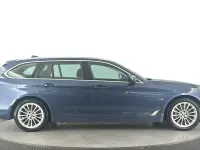 Usado BMW 530e Comfort Edition 292 HP (214 kW) 2023 Azul Carrinha