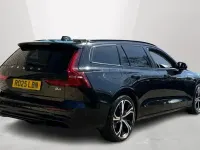 Begagnad Volvo V60 Plus 2025 Svart Kombi