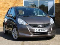 Second-hand Honda Jazz ES 2013 Maro Hatchback