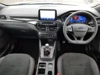Używany Ford Kuga ST-Line 150 KM (110 kW) 2022 Srebrny SUV
