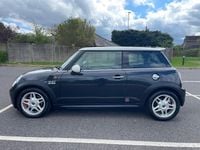 Begagnad Mini Cooper S Hatch 2007 Svart Halvkombi
