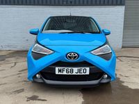 Used Toyota Aygo x-press 2018 Blue Hatchback