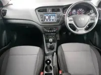 Used Hyundai i20 SE 84 HP (61 kW) 2020 Red Hatchback