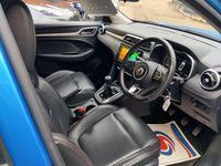 Used MG MG3 106 HP (77 kW) 2020 Blue Hatchback