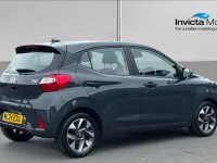Used Hyundai i10 Advanced 79 HP (58 kW) 2024 Aurora grey pearl Hatchback