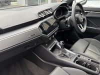 Begagnad Audi Q3 S-Line 150 HK (110 kW) 2025 Vit SUV