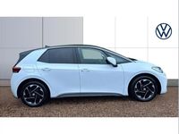 Used VW ID.3 Pro 147 kW (200 HP) 2025 White Hatchback